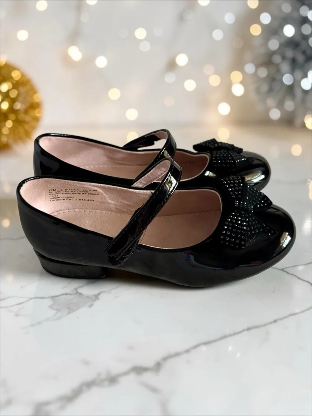 Kelly & Katie Toddler Girl Black Patent Rhinestone Bow Dress Flats | Size 12